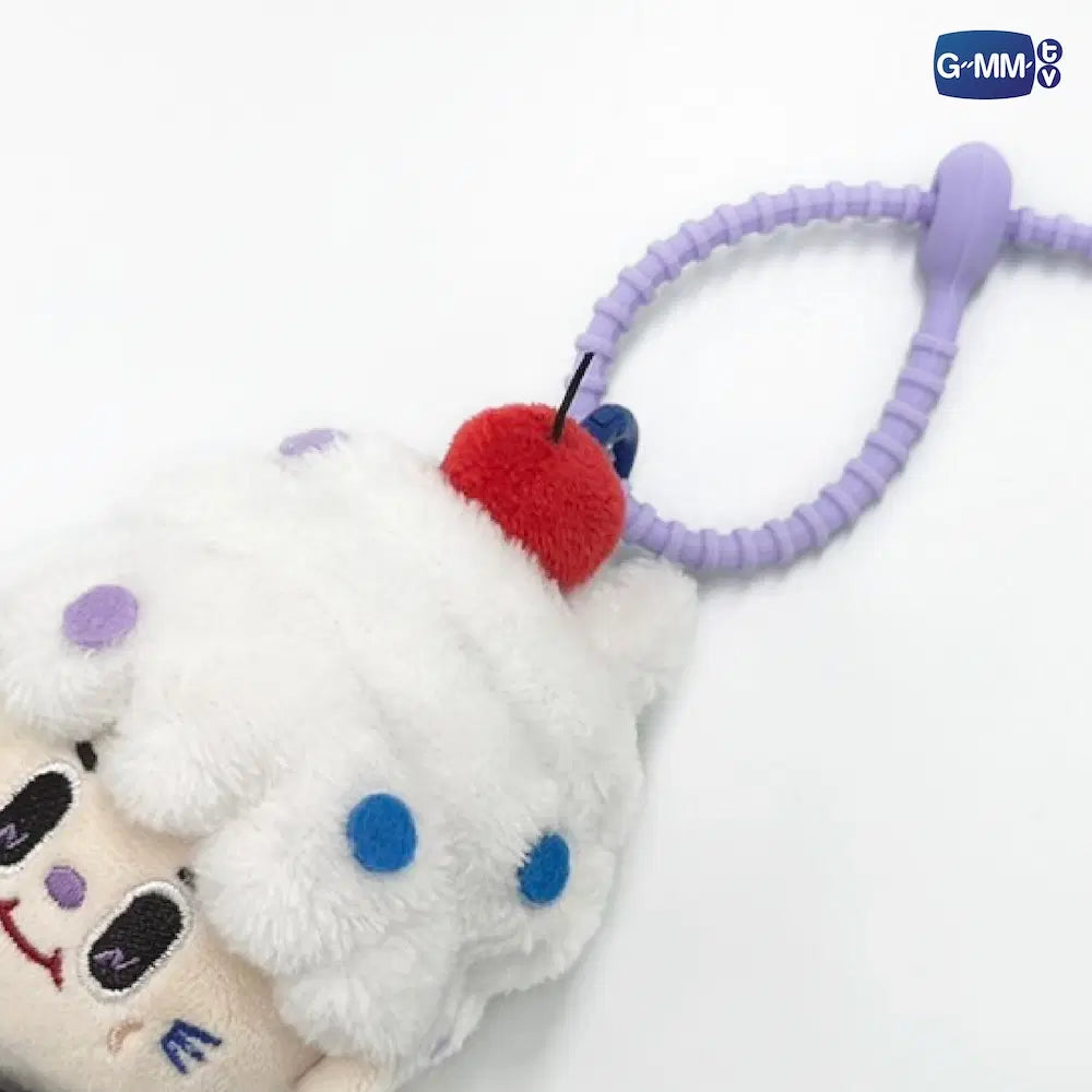 NILKNHAKE DOLL KEYCHAIN