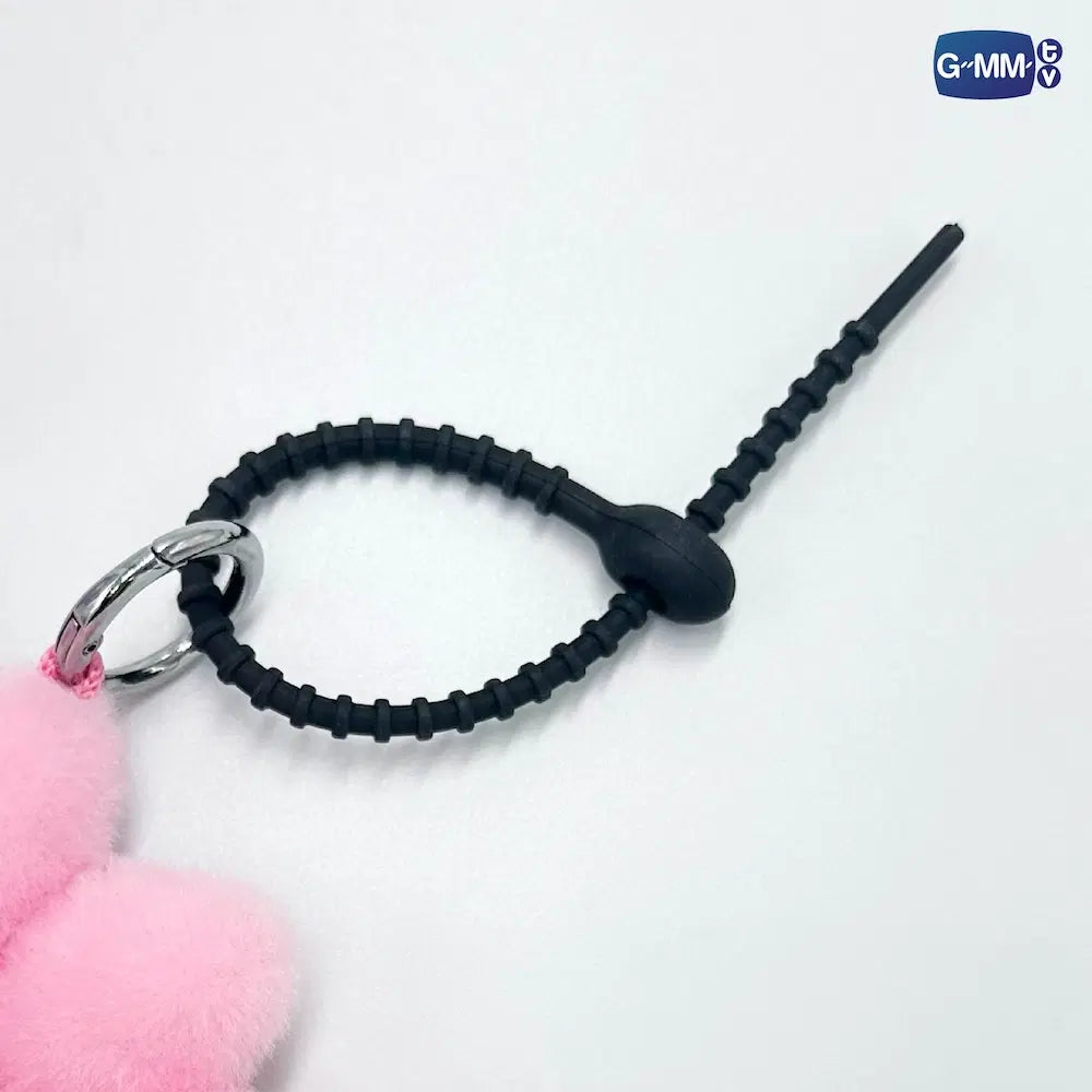 NEONA DOLL KEYCHAIN