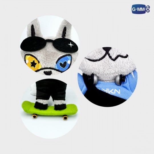 SKATER LYKYOU DOLL KEYCHAIN STOCK