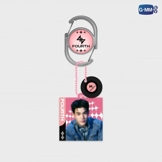 FOURTH NATTAWAT CARABINER KEYCHAIN | RISER CONCERT : THE FIRST RISE