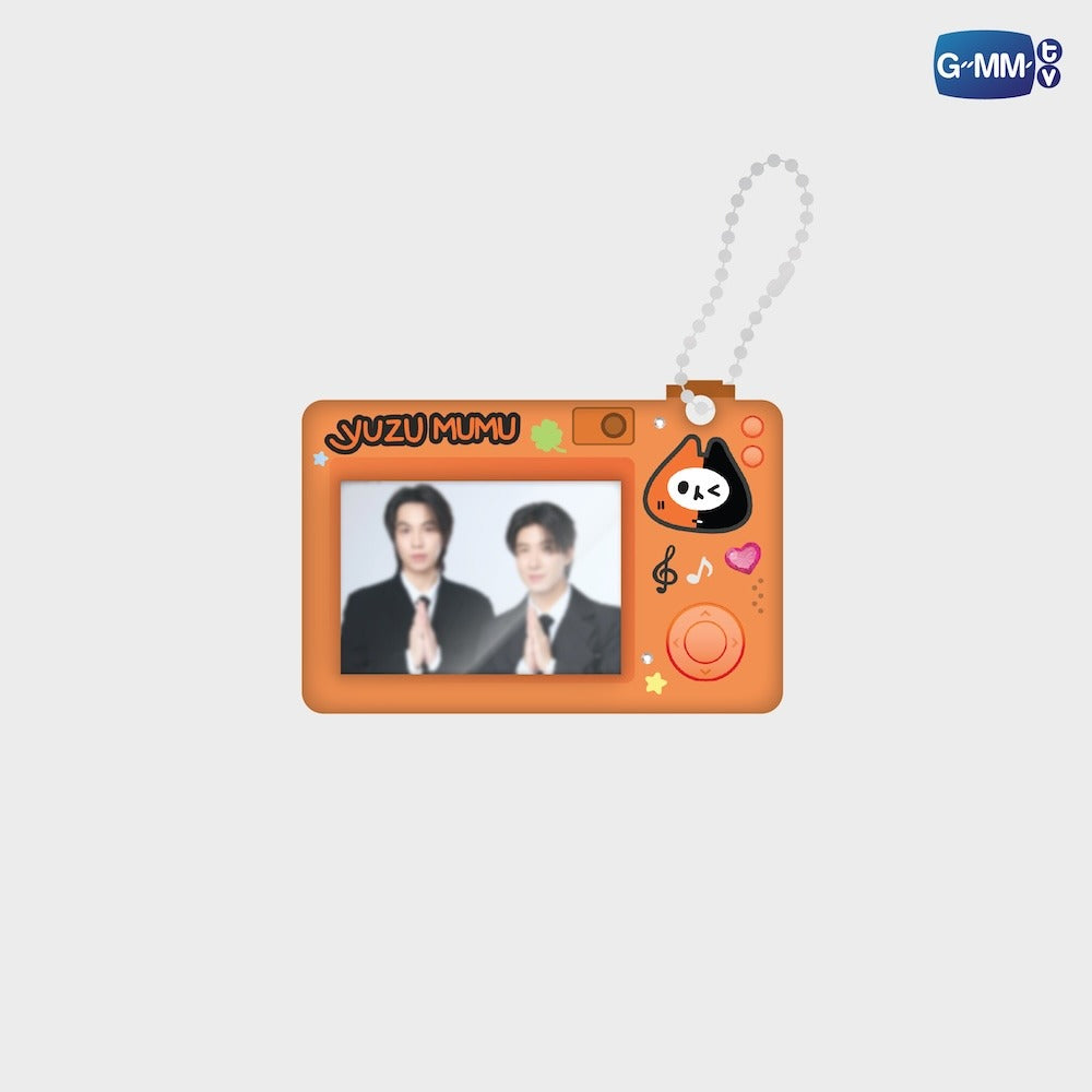 ID HOLDER PIN KEYCHAIN