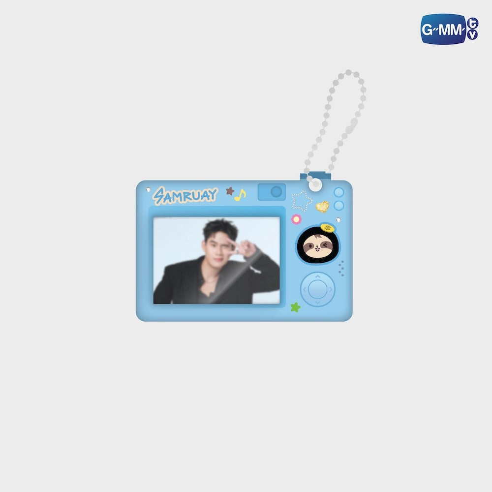 ID HOLDER PIN KEYCHAIN