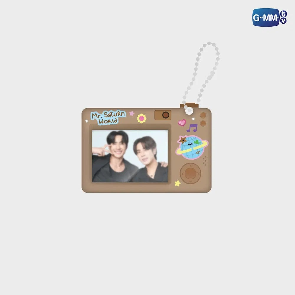 ID HOLDER PIN KEYCHAIN