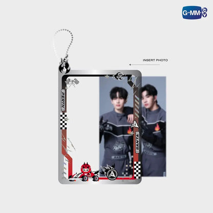 DOMIIA POSTCARD HOLDER