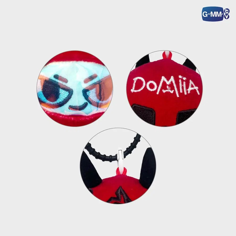 DOMIIA RACER DOLL KEYCHAIN